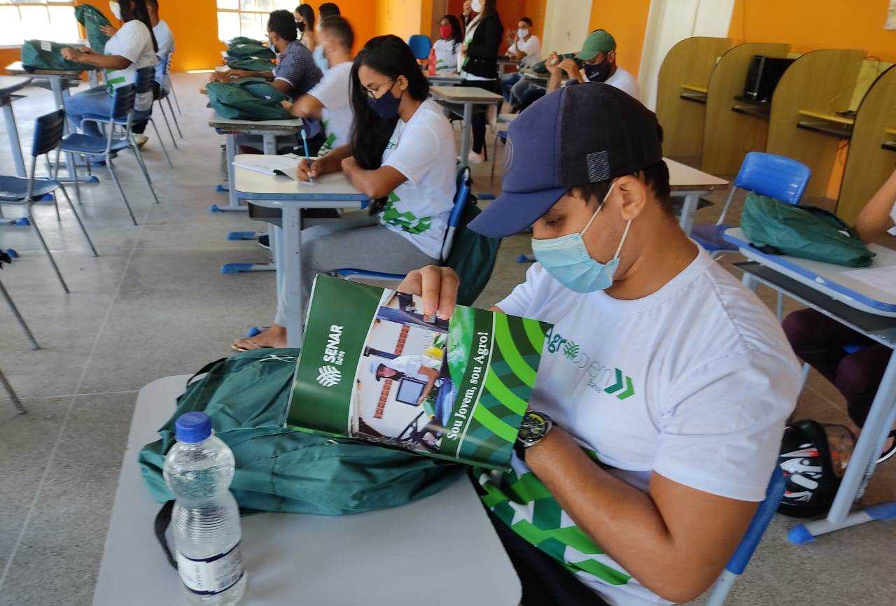 Camacã: Prefeito Paulo do Gás participa da aula inaugural do Programa Agro Jovem Bahia